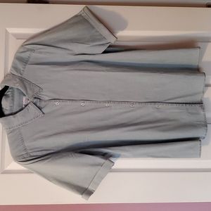 DENIM & CO chambray blue cuffed short sleeve shirt,relaxed fit,cot/span,NWOT.